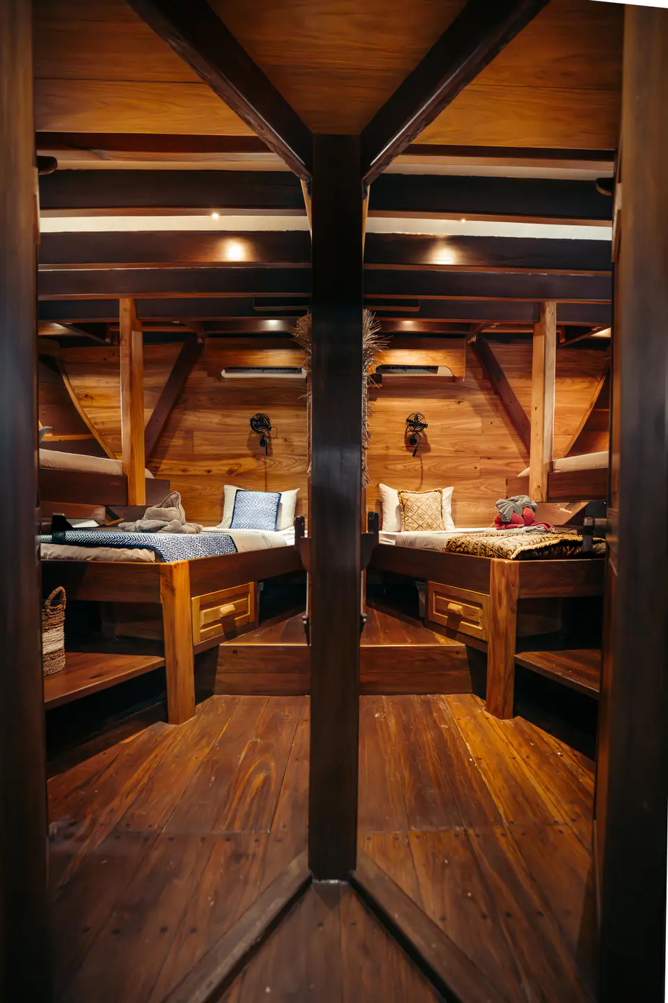 Front Cabin x2
