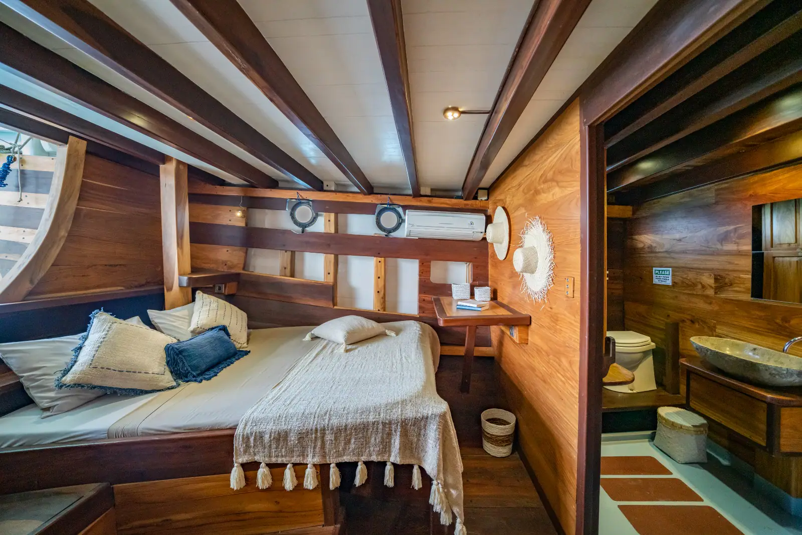 Suite Cabin