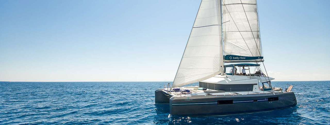 LUCKY CLOVER - Image 1