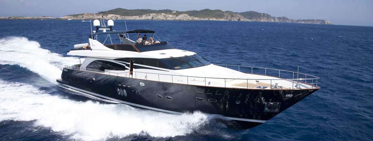 LADY AMANDA - Image 1