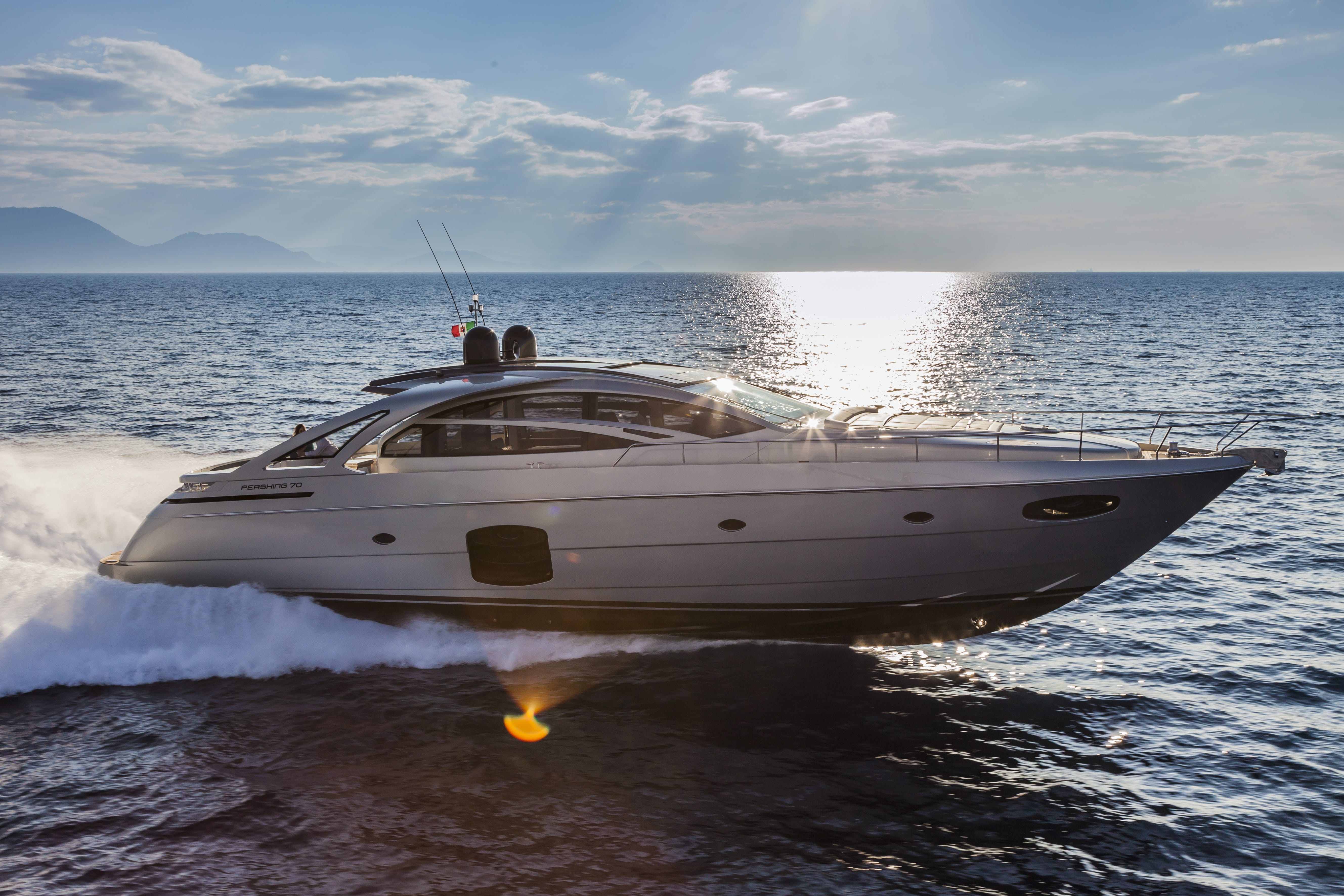 DUBAI INTERNATIONAL BOAT SHOW 2018: THE SPOTLIGHT WILL BE ON FERRETTI GROUP