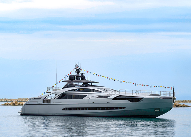 Third Pershing 140 unit launched.