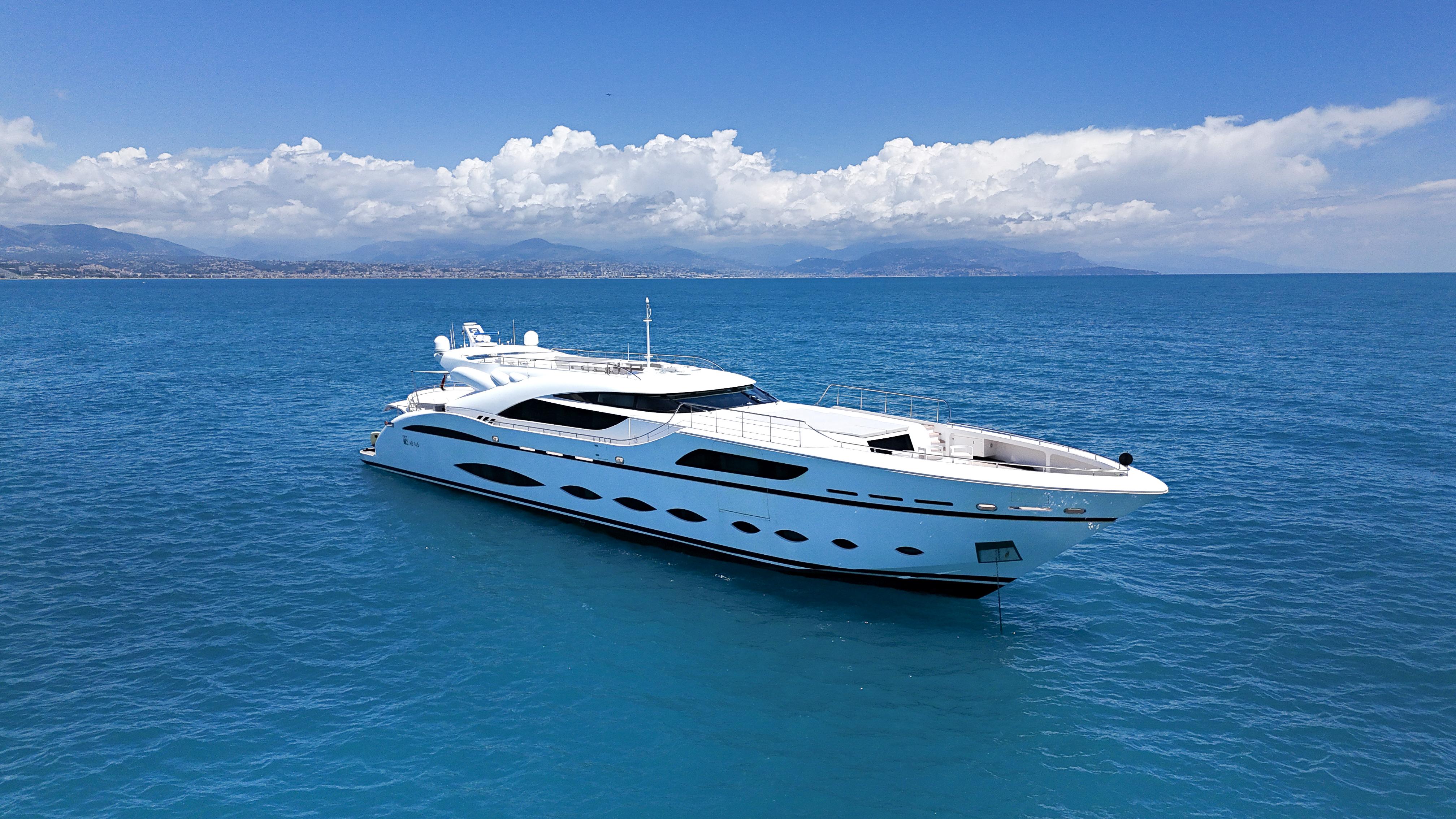 Yachts for sale header image