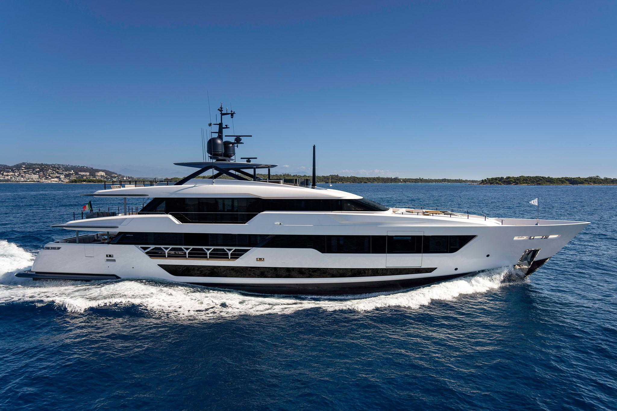Yachts for sale header image