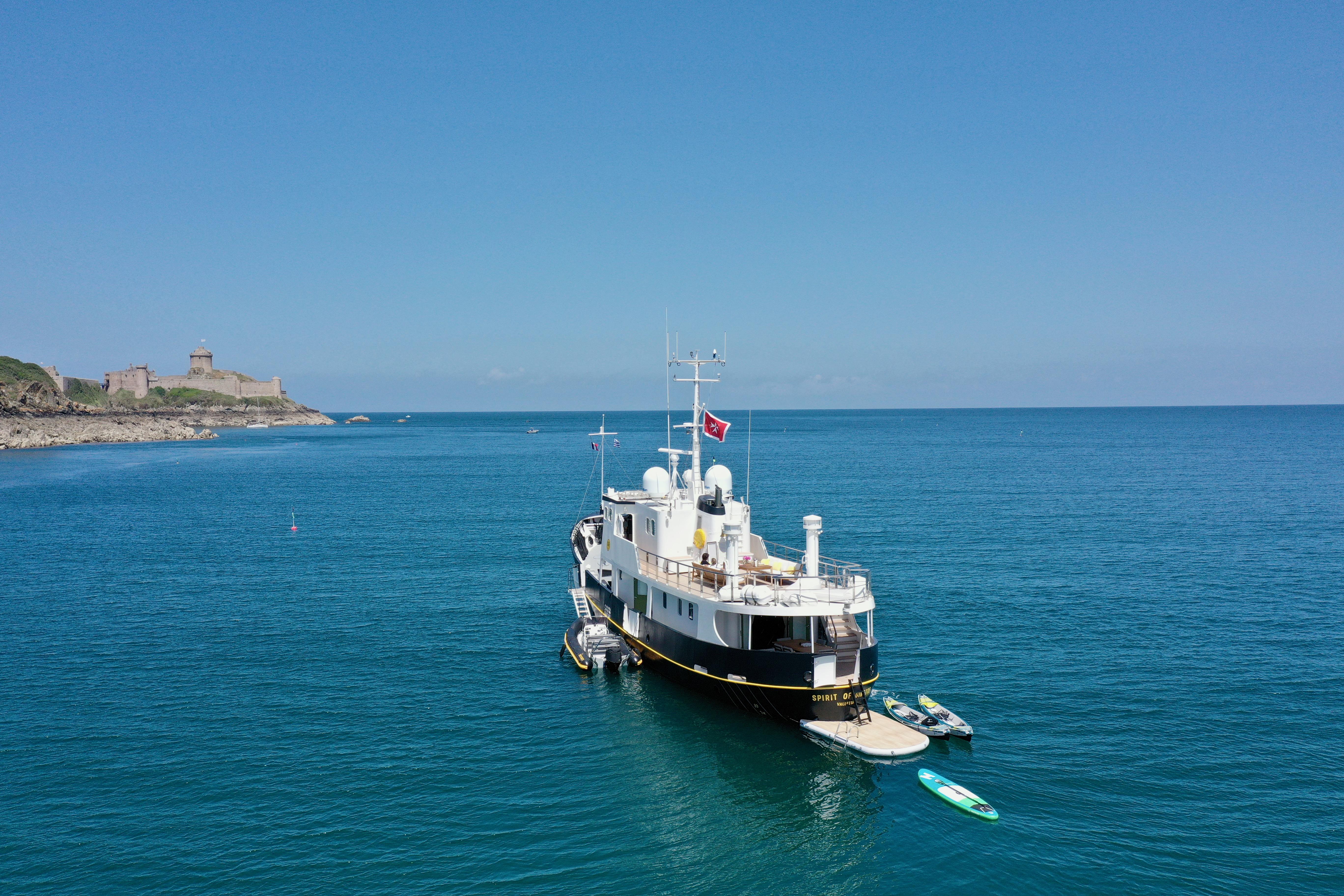 boat image