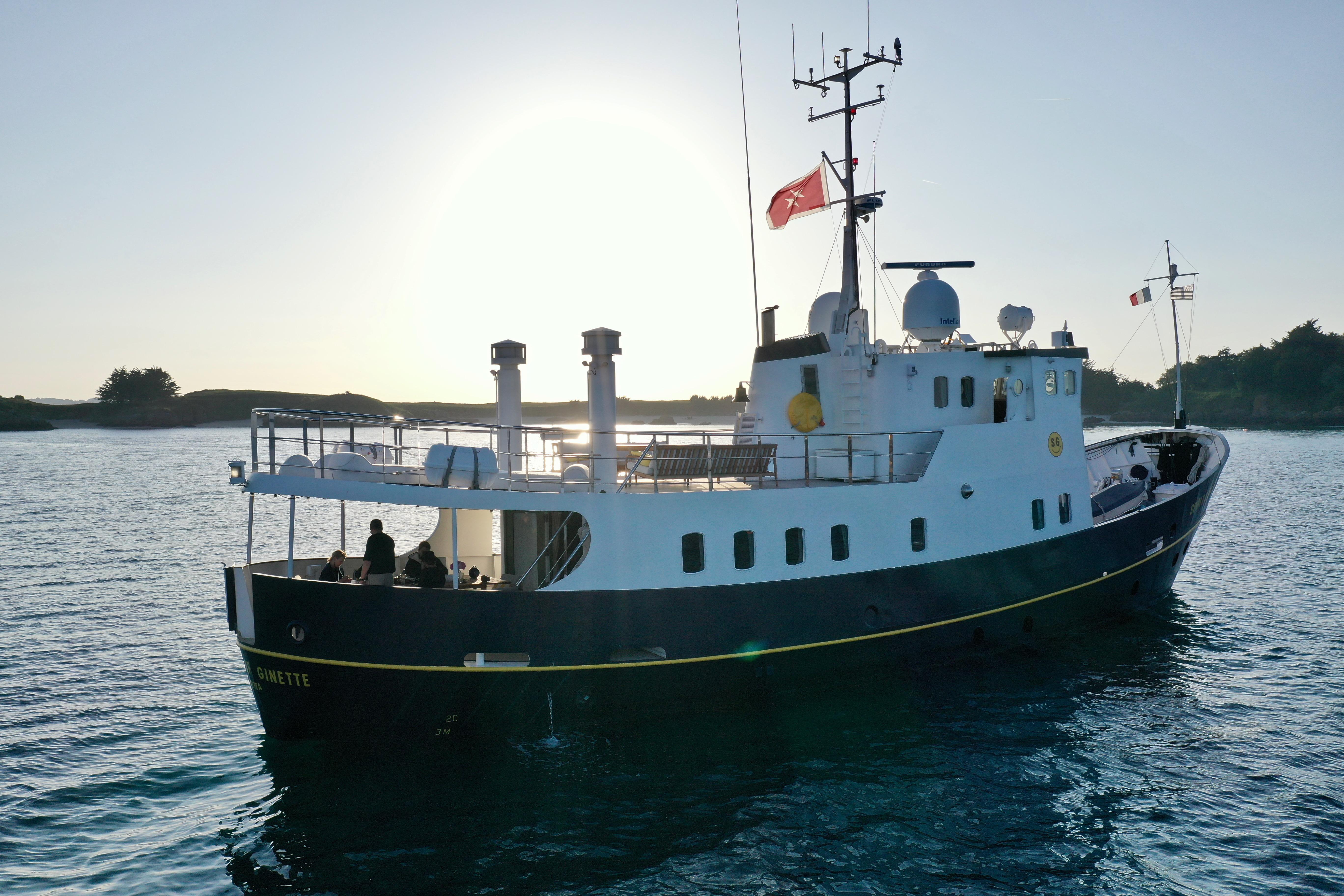 boat image