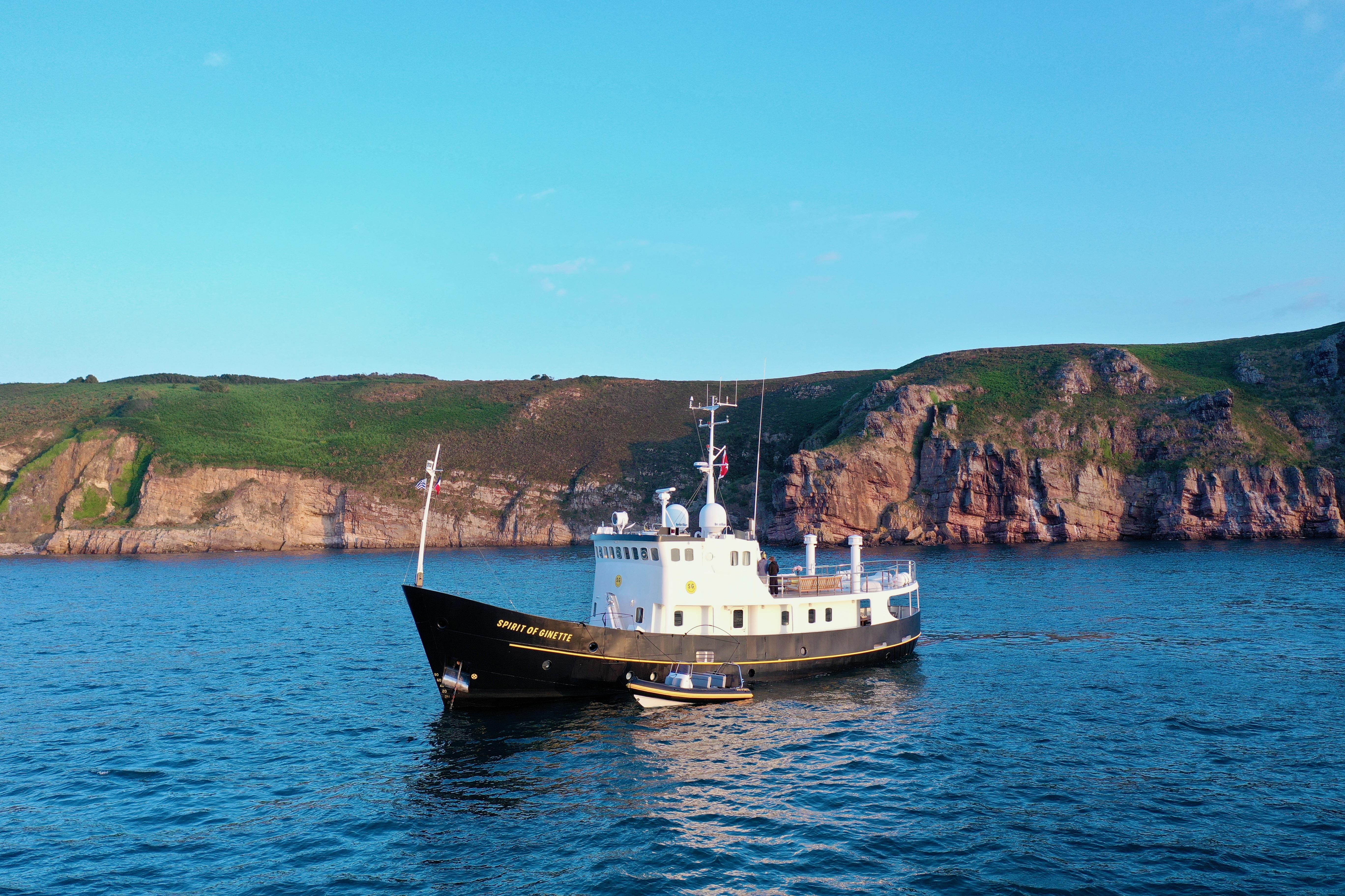 boat image