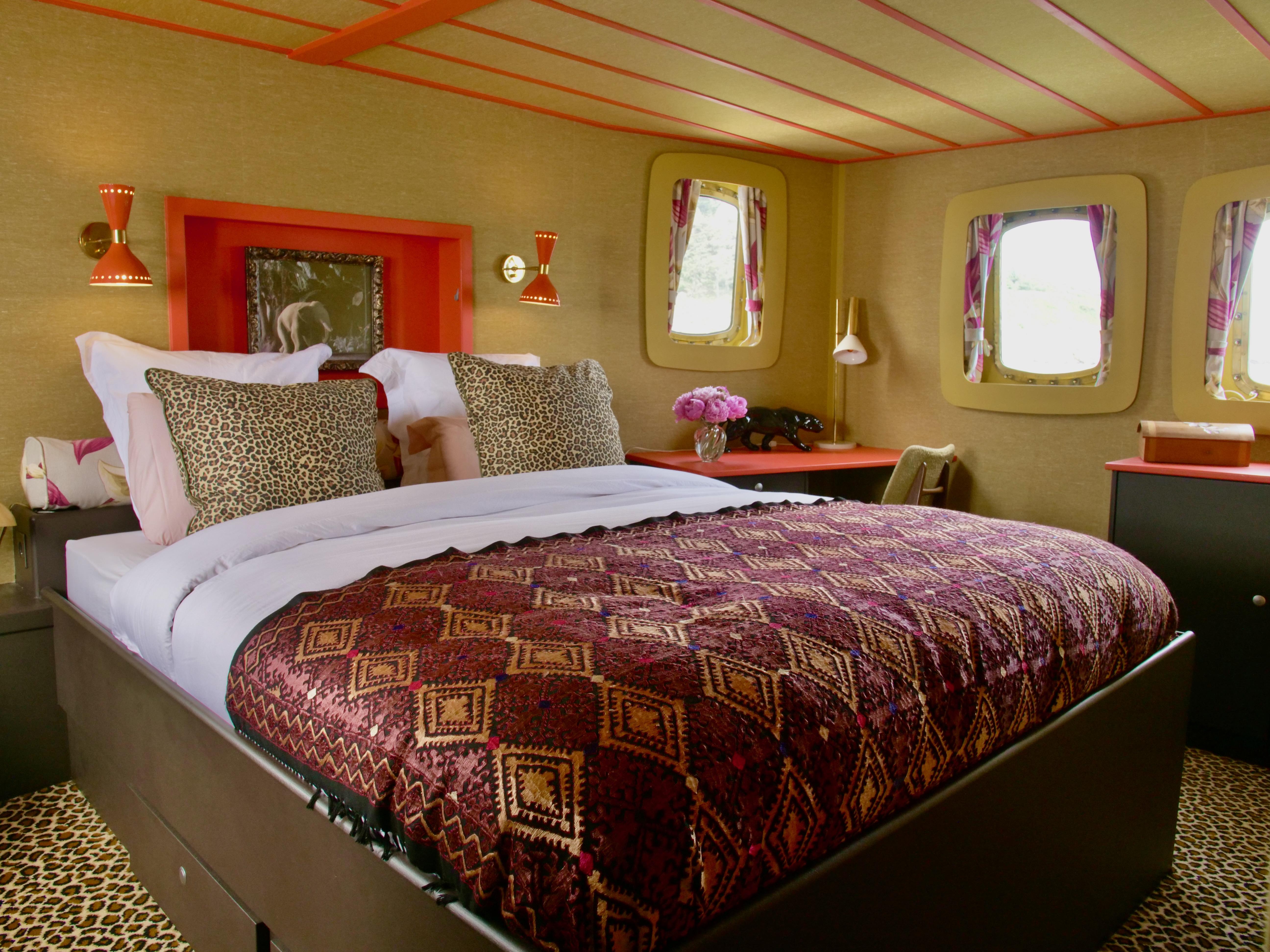 boat image