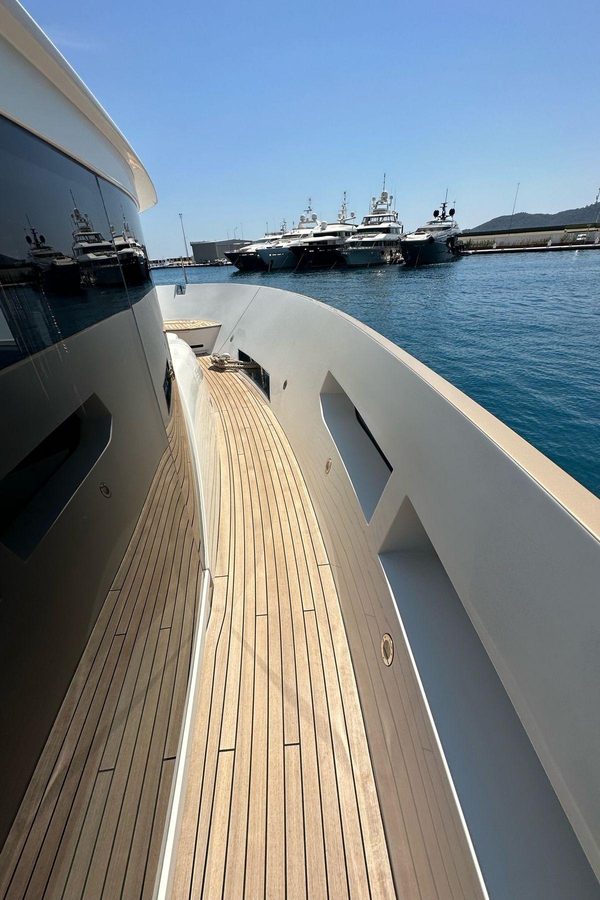 boat image