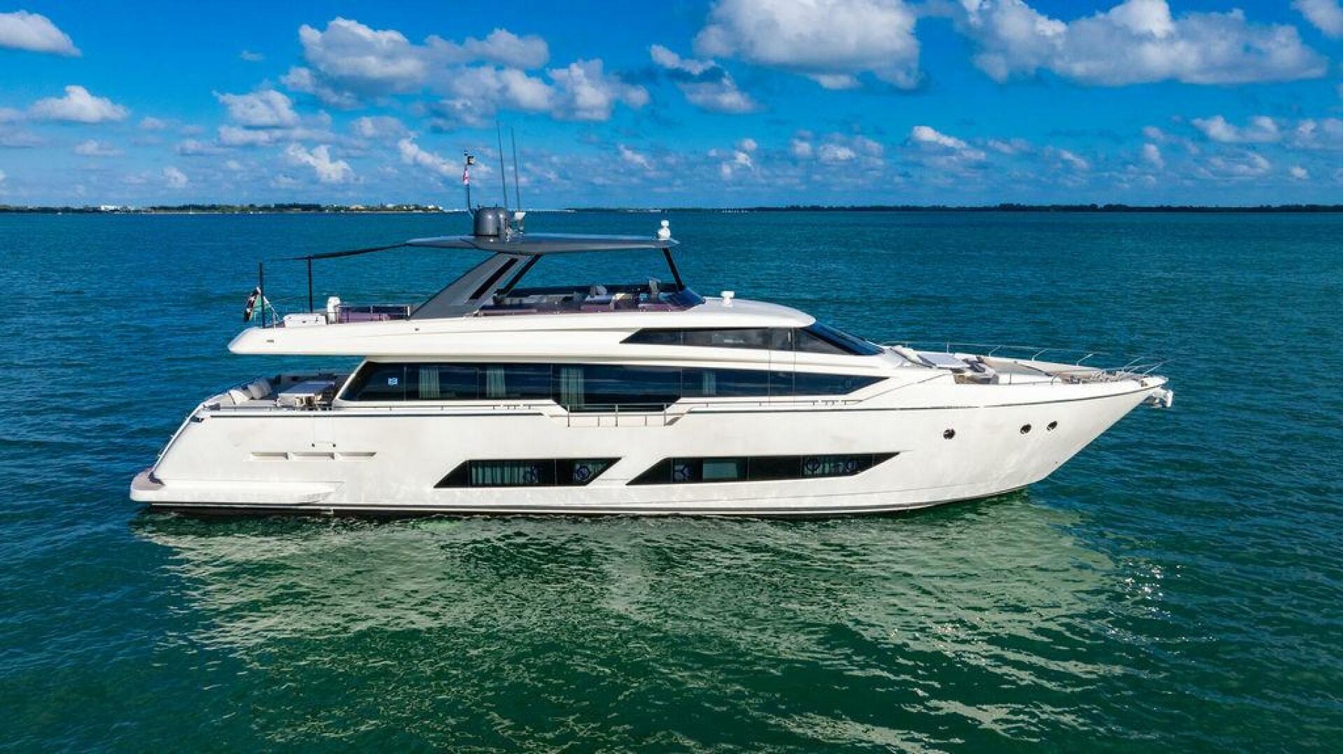 FERRETTI YACHTS 850 MOTOR YACHT - Image 1