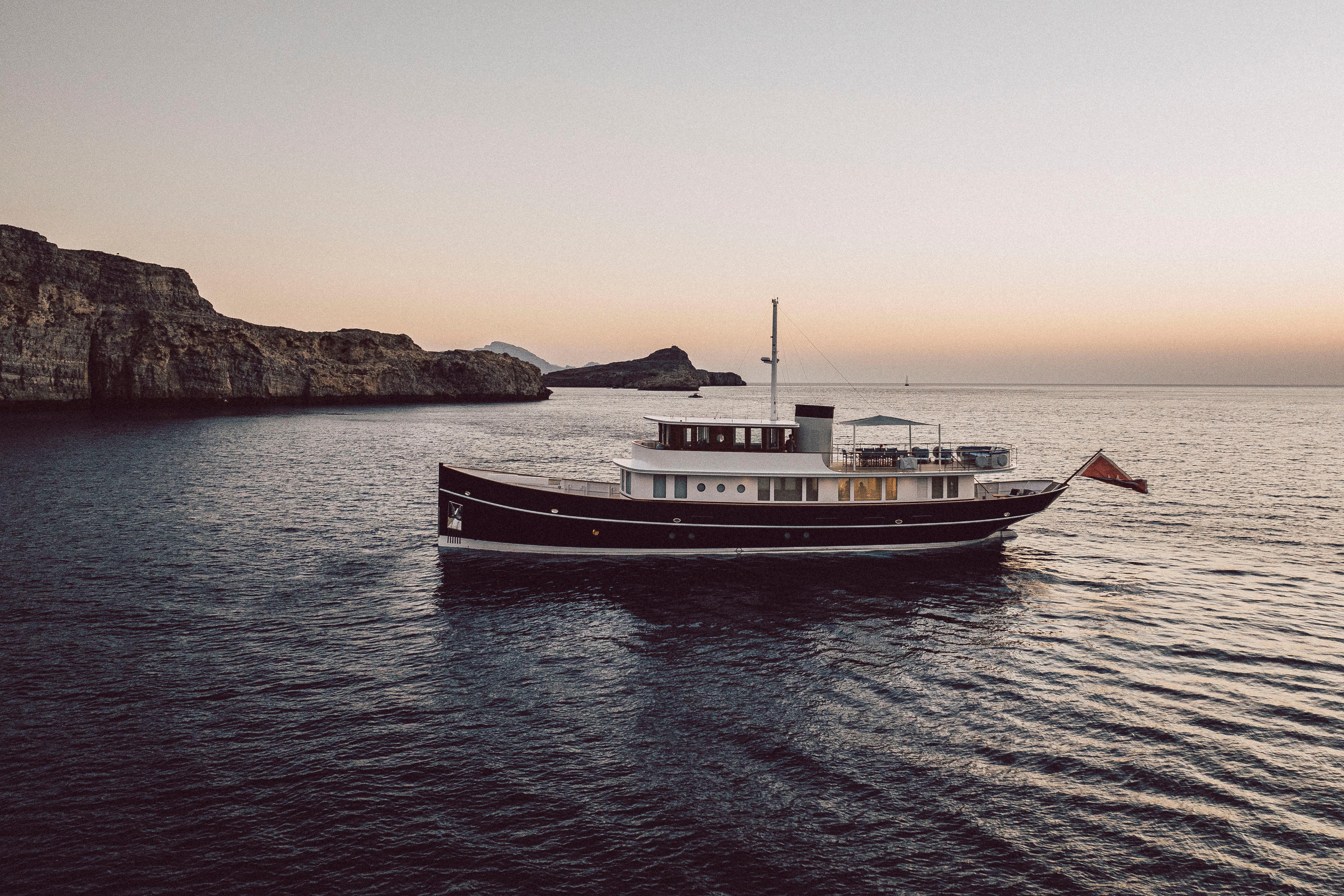 Yachts for sale header image