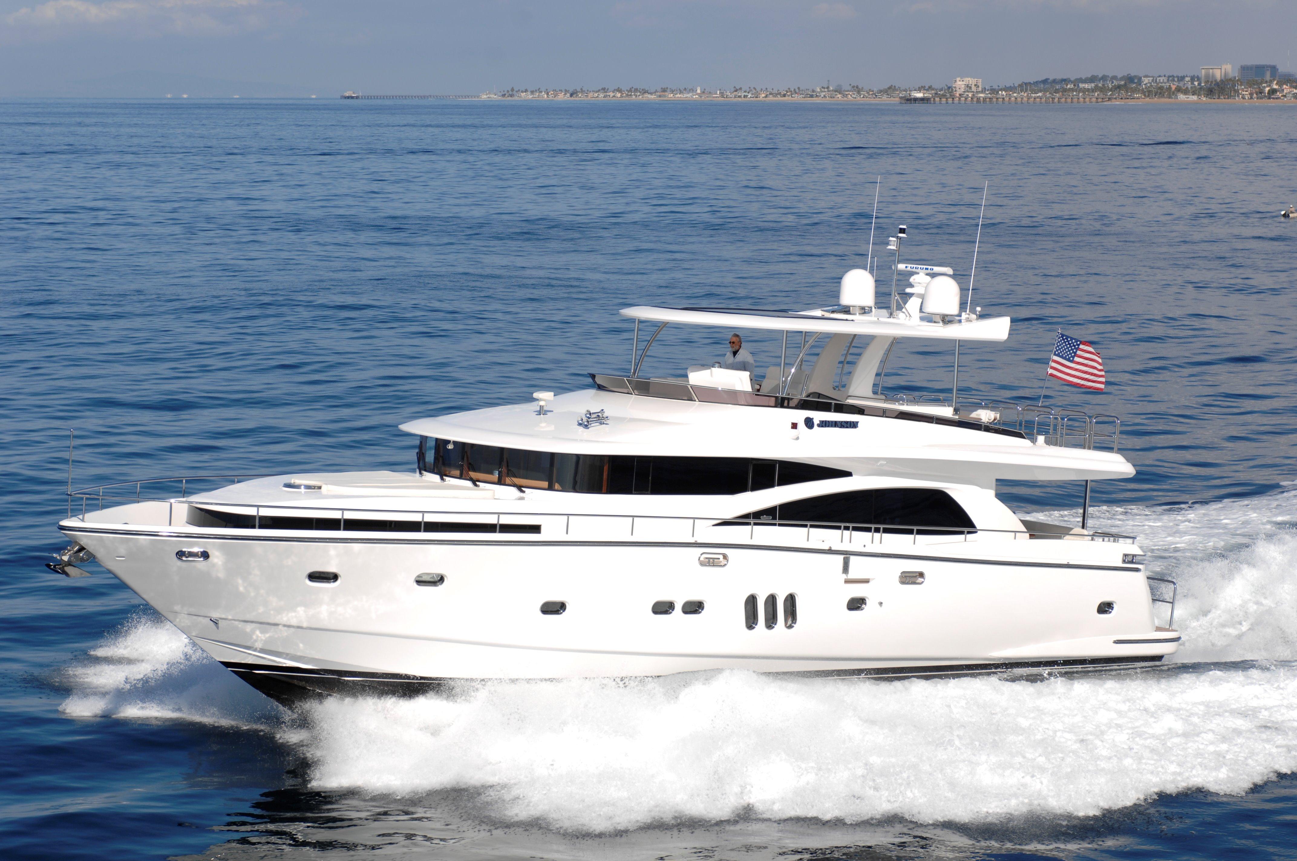 JOHNSON 80 MOTOR YACHT - Image 1