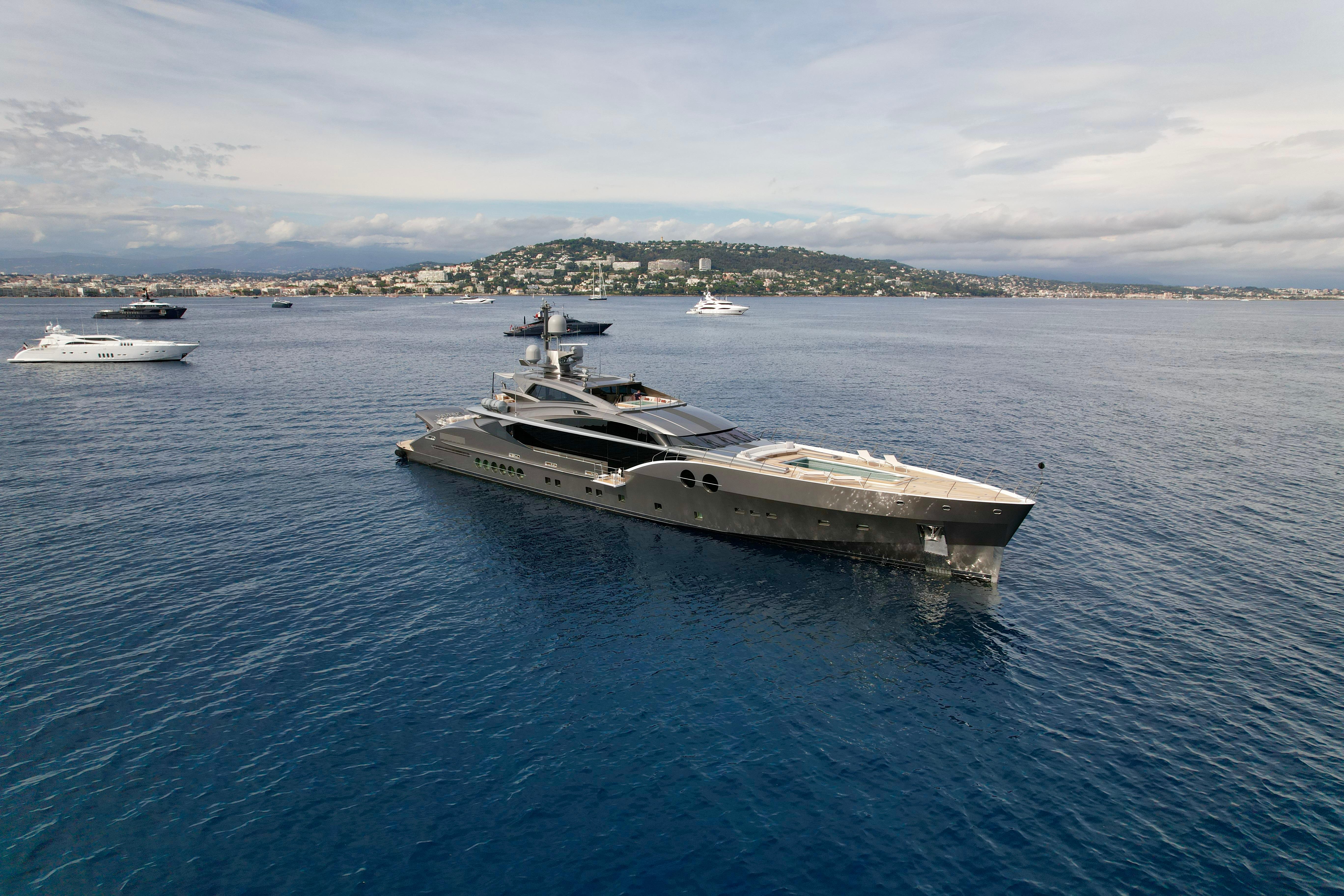 boat image