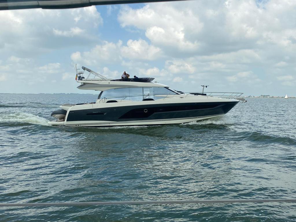 Yachts for sale header image