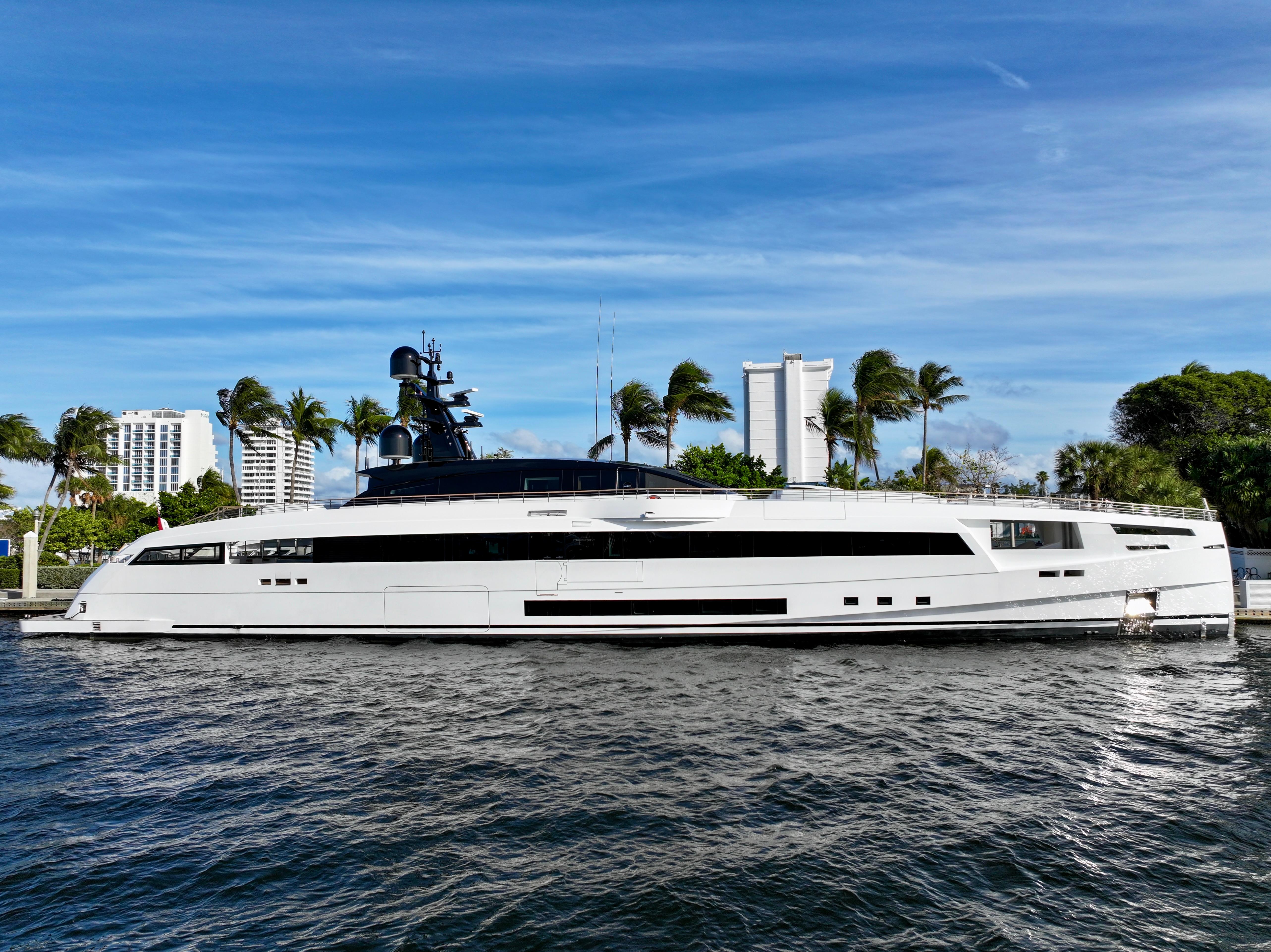 Yachts for sale header image