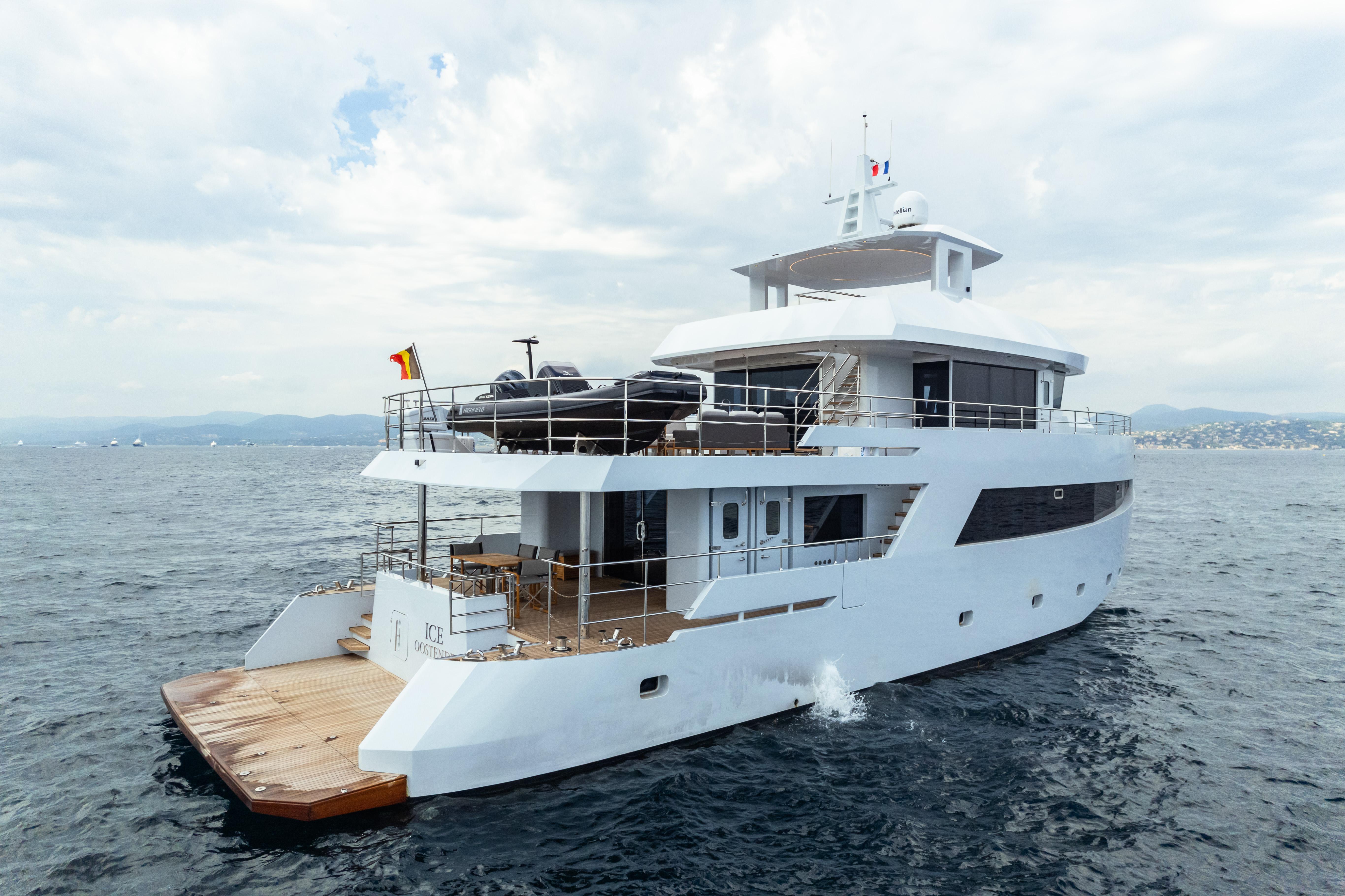 boat image